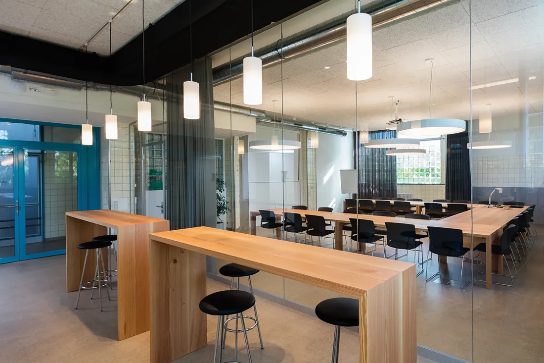 Innenarchitektur — modernes Sitzungszimmer