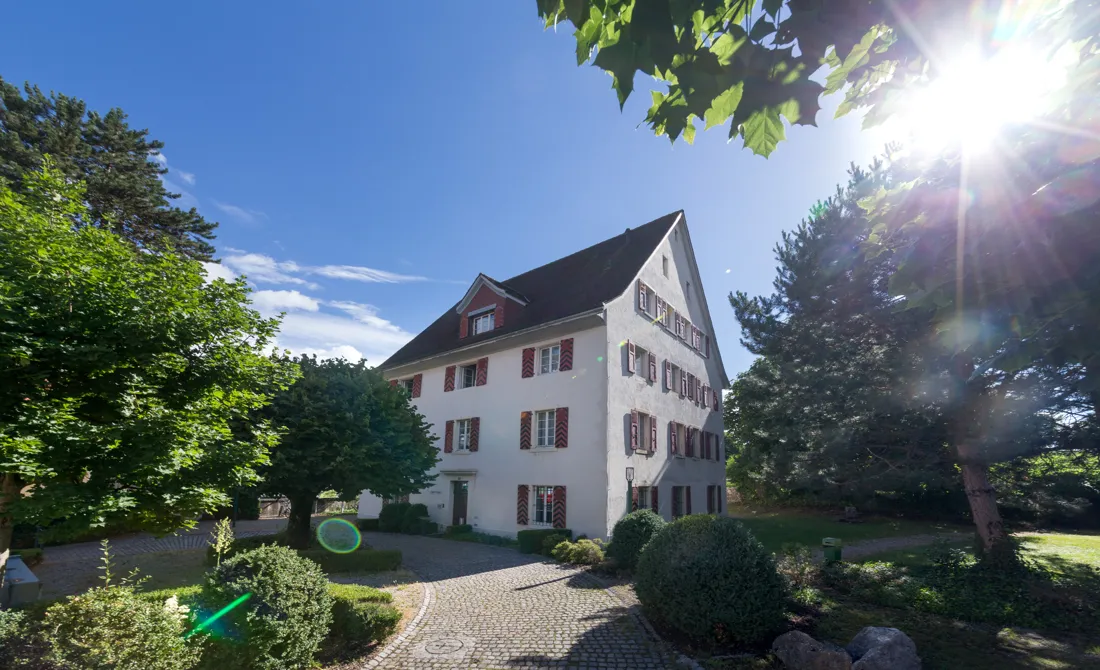 Amtshaus im Gegenlicht
